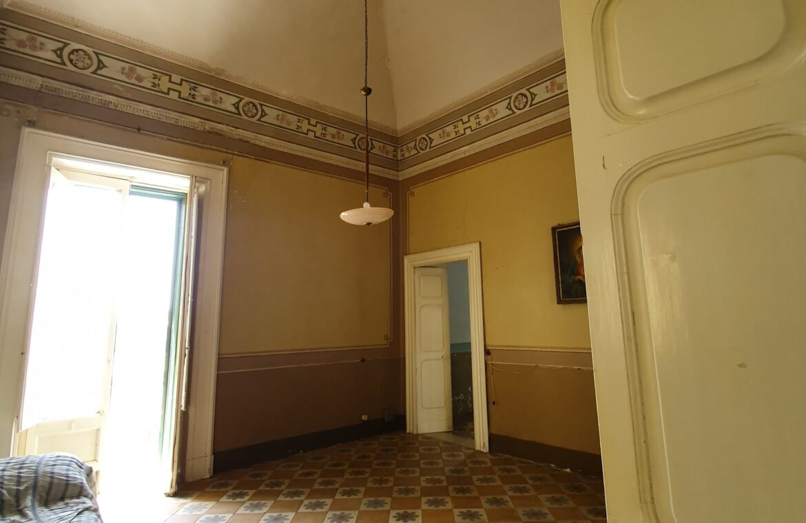 immobile epoca pavimentazione storica palazzo salice salentino arke immobiliare