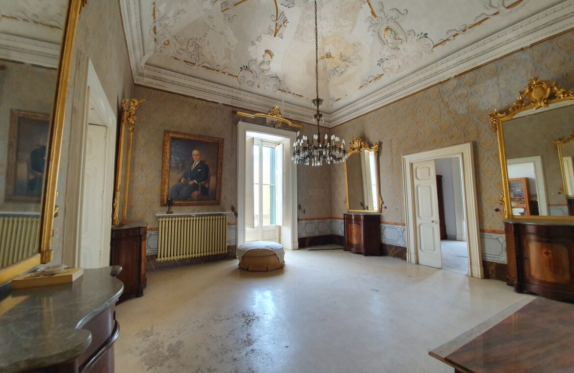 palazzo epoca immobile vendita salice salentino arkè immobilare nardò